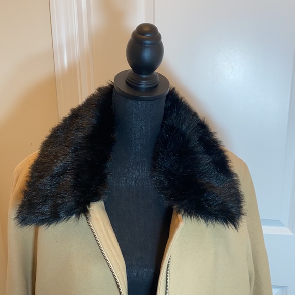 Banana Republic Italian Wool Blend Bomber Jacket w Removable Faux Fur Collar - Picture 3 of 9